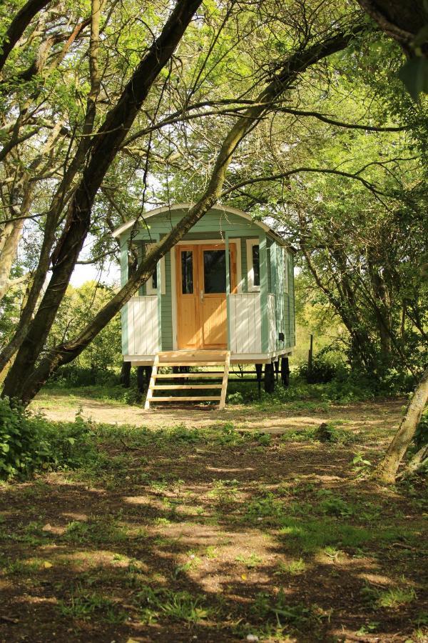 The Kestrel Shepherd Hut, Whitehouse Farm Stowmarket Exterior photo